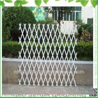 Plastic folding garden trellis